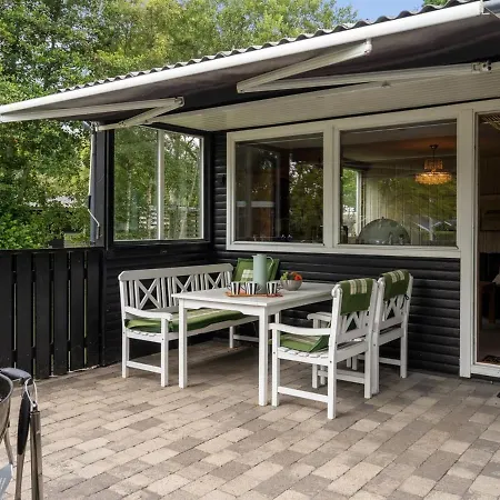 Holiday home Teofan - 500m From The Sea In Ne Jutland By Interhome