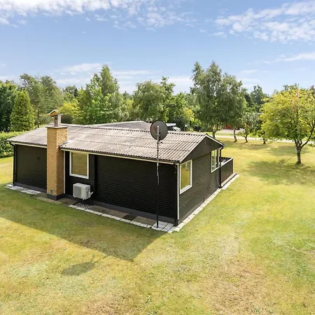 Teofan - 500m From The Sea By Interhome *